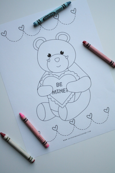 Teddy bear coloring page.