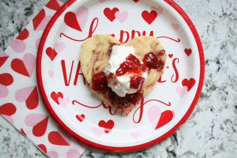 Easy and Fun Valentine’s Day Breakfast for Kids